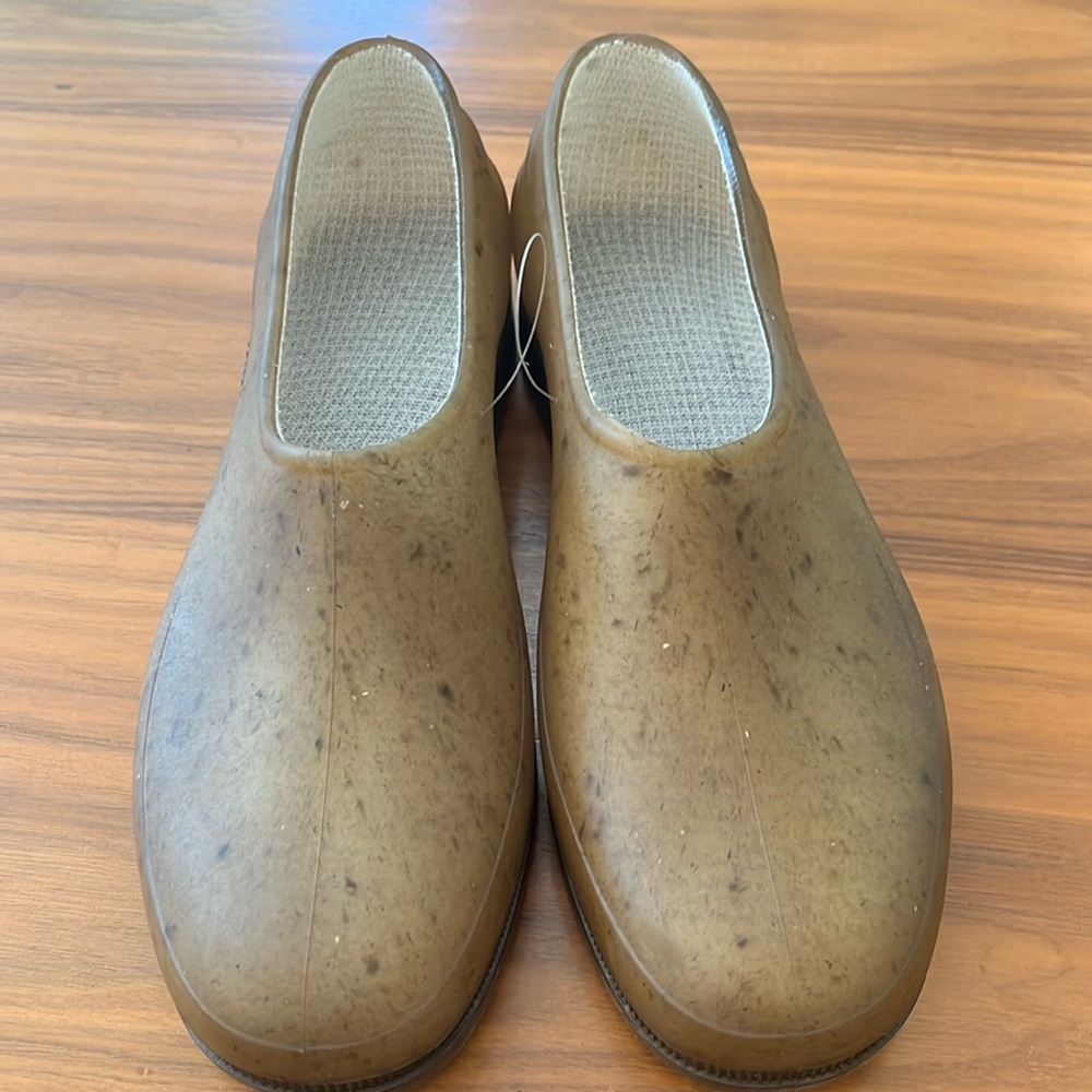 Gardena Clog. Brand new. Never worn. 39/40